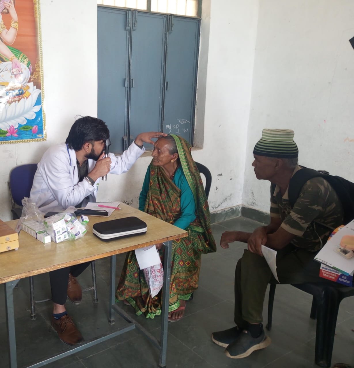 Eye Camp by seemant hospital