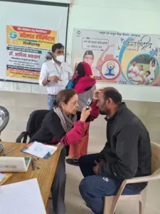 Seemant Multi-Speciality Mobile Medical Unit providing free healthcare services in remote villages of Uttarakhand